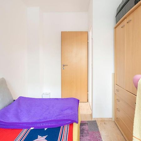 Schoenes Zimmer Im Charmanten Haus Berlín Exteriér fotografie